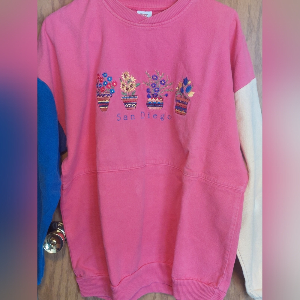 Pink 'San Diego' embroidered Sweatshirt with Flower Pots color blocked Hawaii
